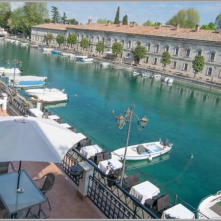 Acqua Verde Appartamenti Peschiera del Garda Luaran gambar