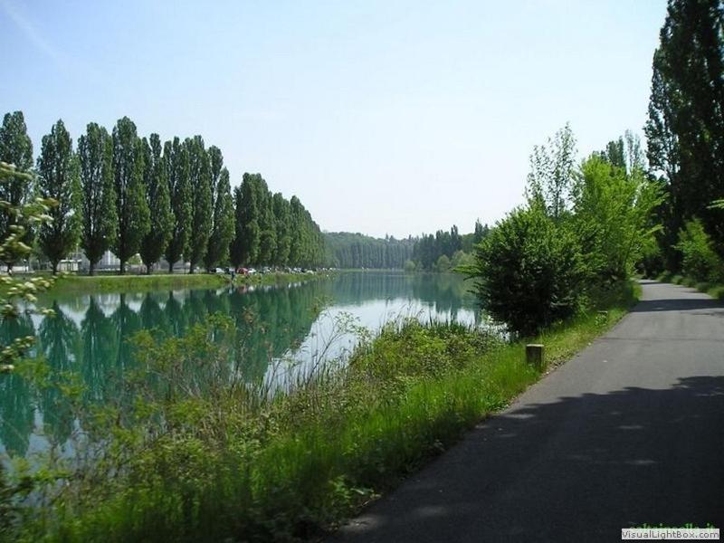 Acqua Verde Appartamenti Peschiera del Garda Luaran gambar